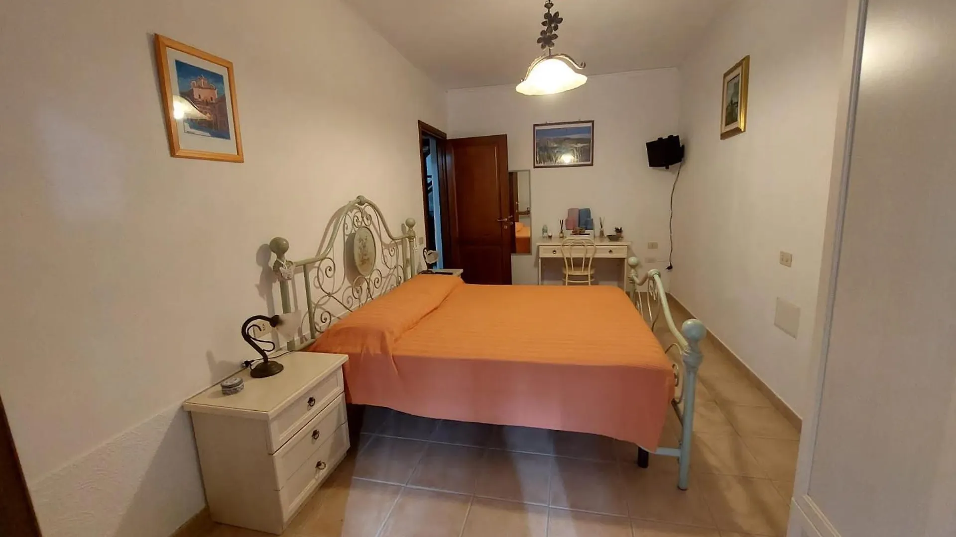 Apartment Ferienwohnung Casa L' Antico Ulivo Iglesias