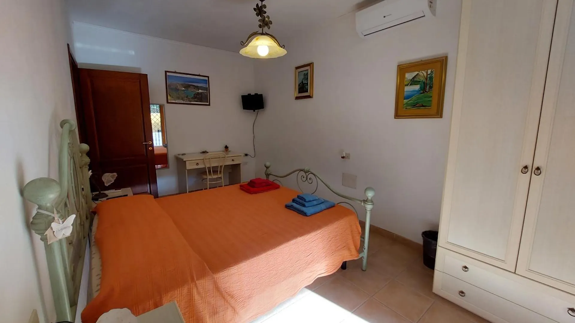 Ferienwohnung Casa L' Antico Ulivo Iglesias